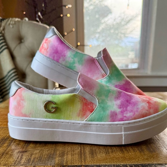 GBG Los Angeles Bright color slip on Sneakers - Picture 2 of 7